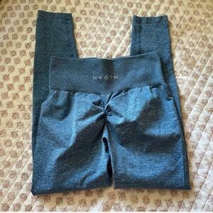NVGTN leggings size M!